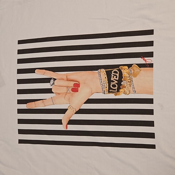 Rock and roll graphic tee woman's jeweled hand XL short sleeve concert festival - Picture 3 of 6